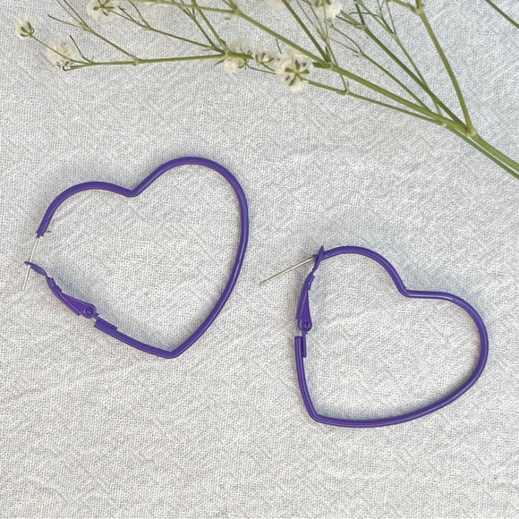 PURPLE EARRINGS BRAND NEW - Picture 8 of 8